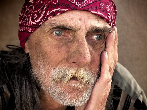 homeless-man-color-poverty
